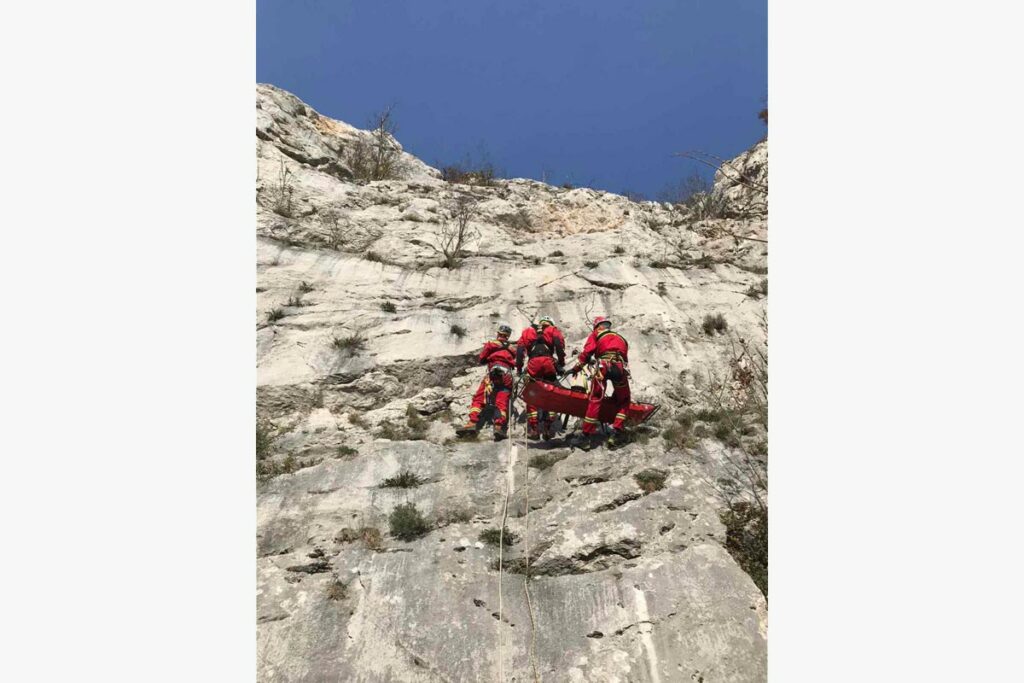 mountain rescue service serbia, rescuing